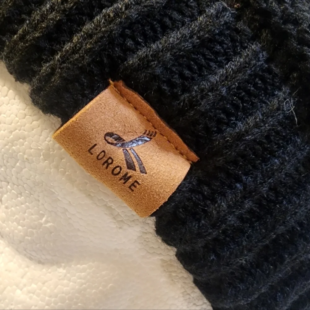 LOROME Black Knit Beanie